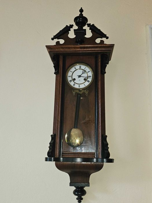 Bardzo stary zegar Junghans