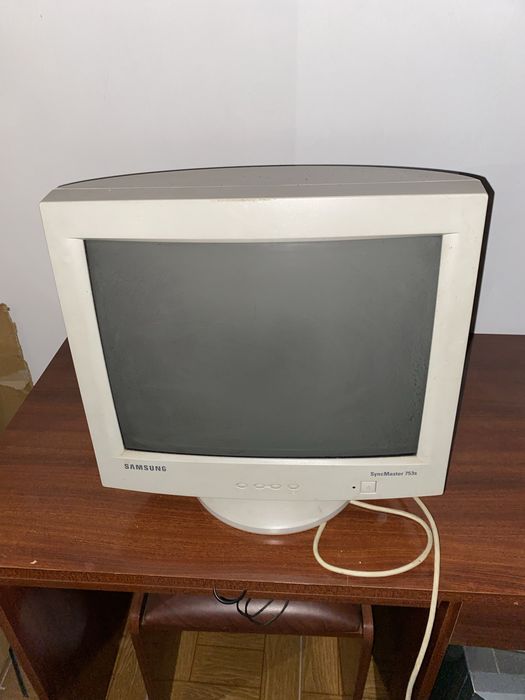 Monitor SAMSUNG syncmaster 753s