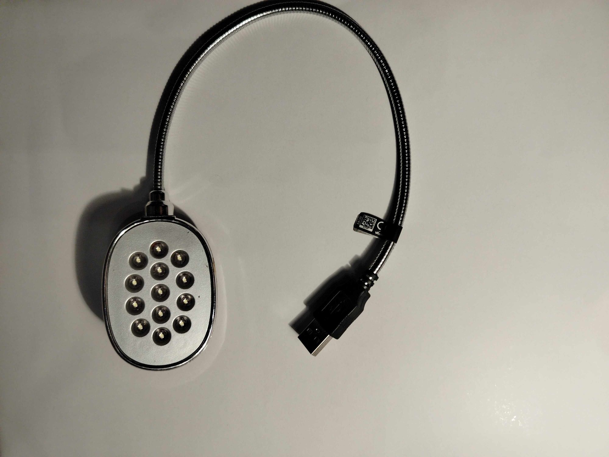 Lampka do laptopa ładowana przez USB