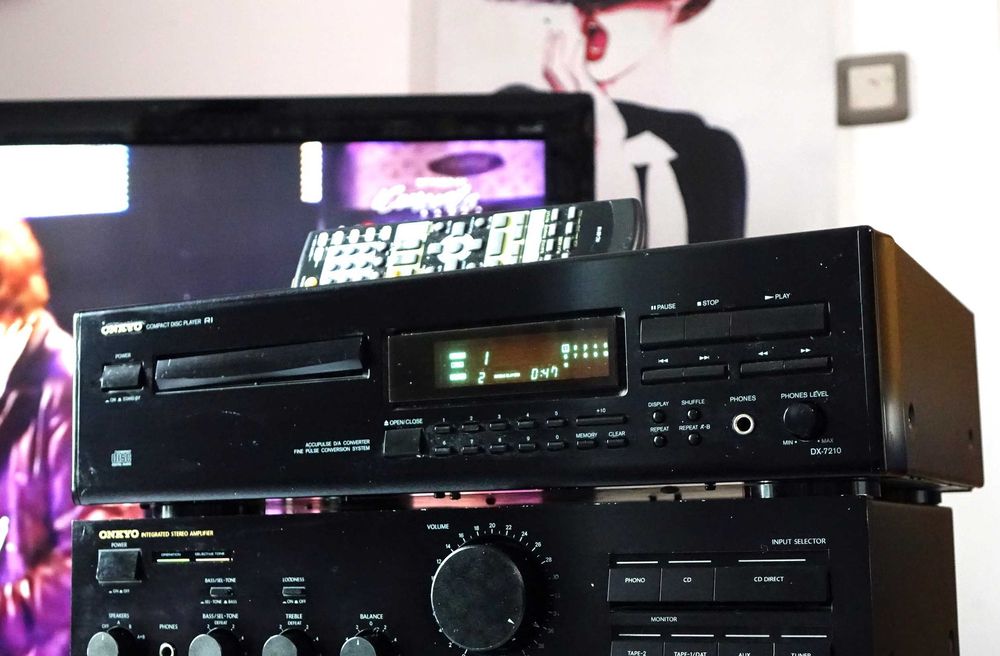 Odtwarzacz CD ONKYO DX 7210 z pilotem!