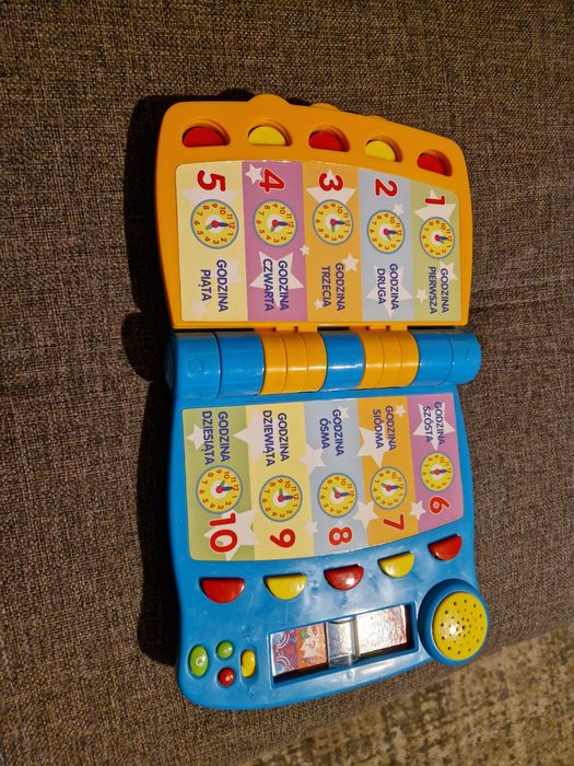 Mówiąca książeczka edukacyjna Smily play