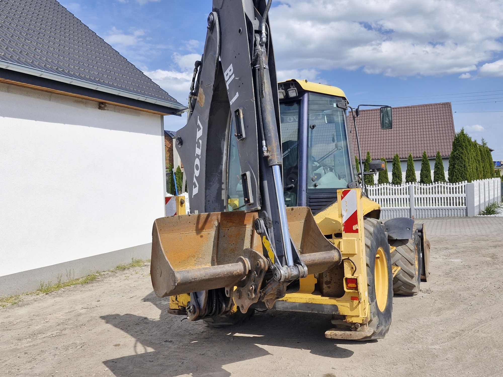 Koparko ładowarka volvo Bl71 2009r dzoistik