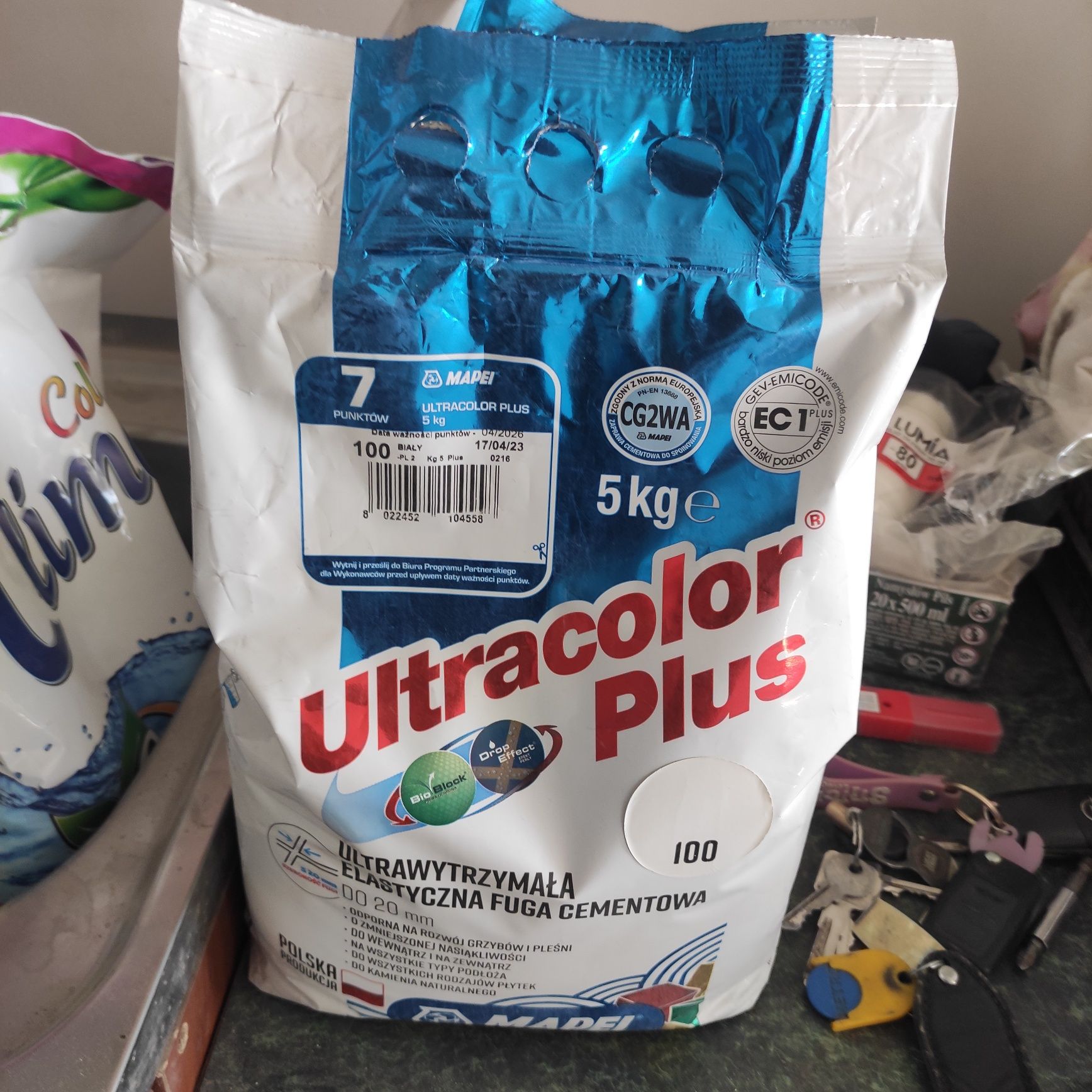 Sprzedam fugę 5kg.