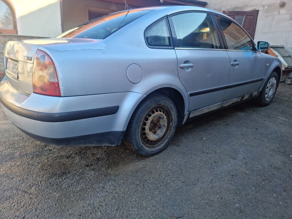 Sprzedam passata 1.9 tdi sedan b5 2003