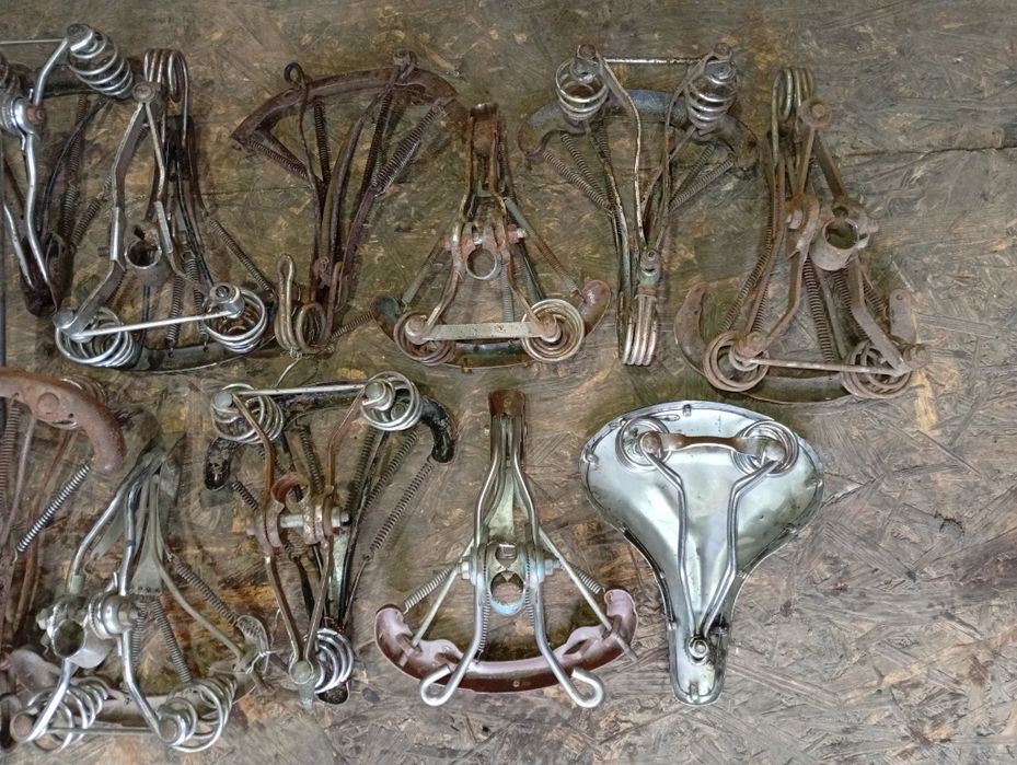 Сідло ХВЗ. Чохол, шкіра ХВЗ .Седло велосипедное. Пружина велосипеда ХВ