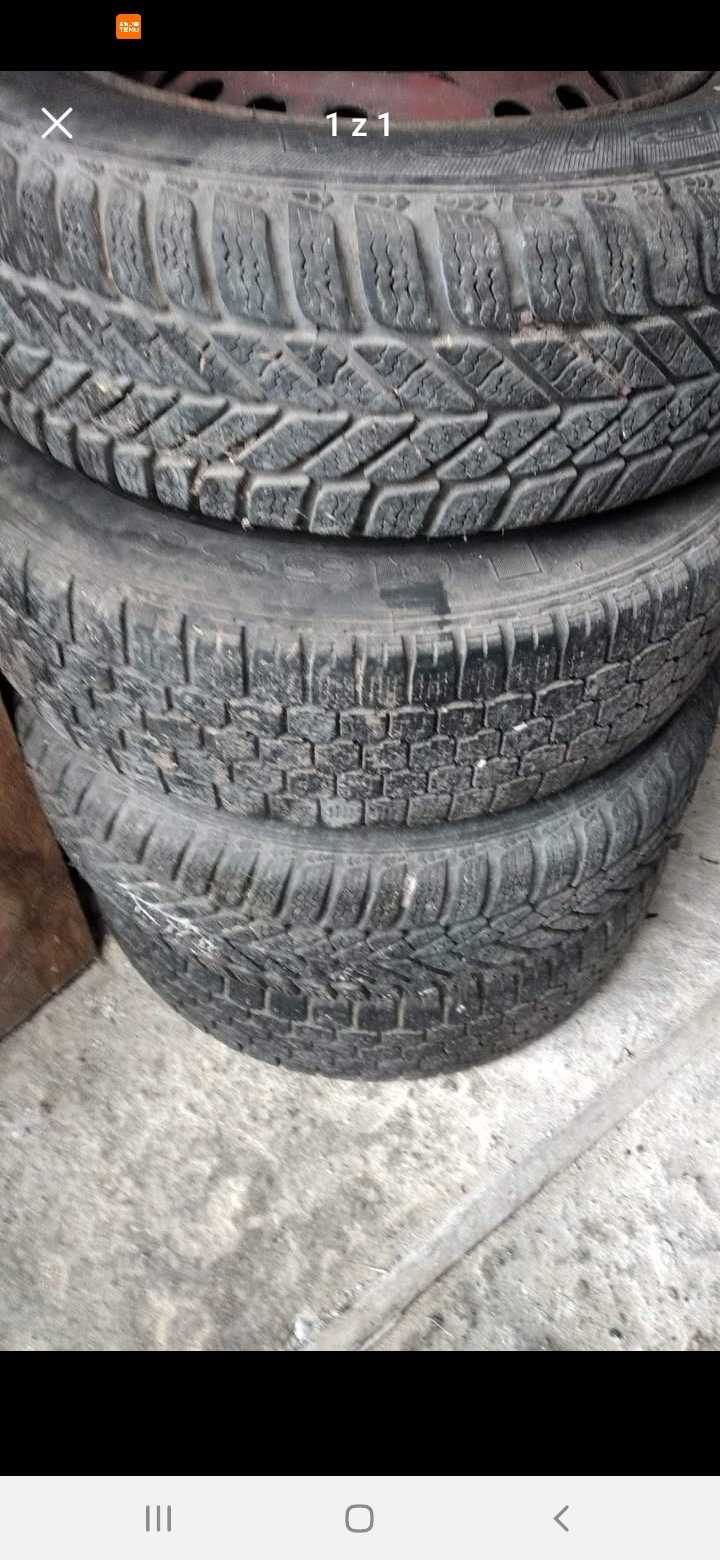 Opony zimowe z felgami
