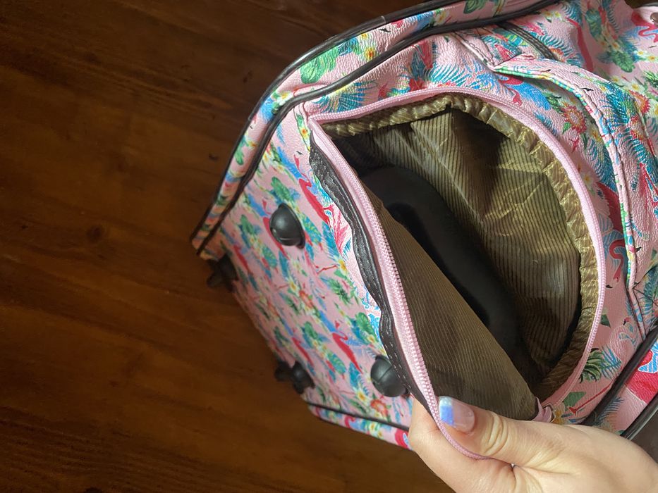 Дорожня сумка / валіза з ручками та коліщатками