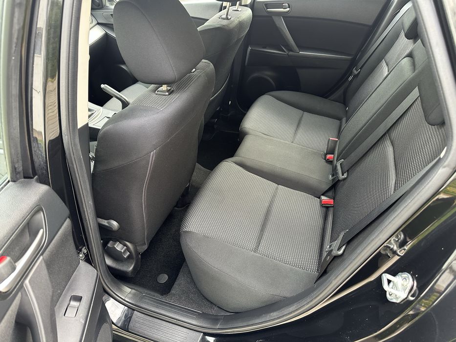 Mazda 3 1.6 benzyna