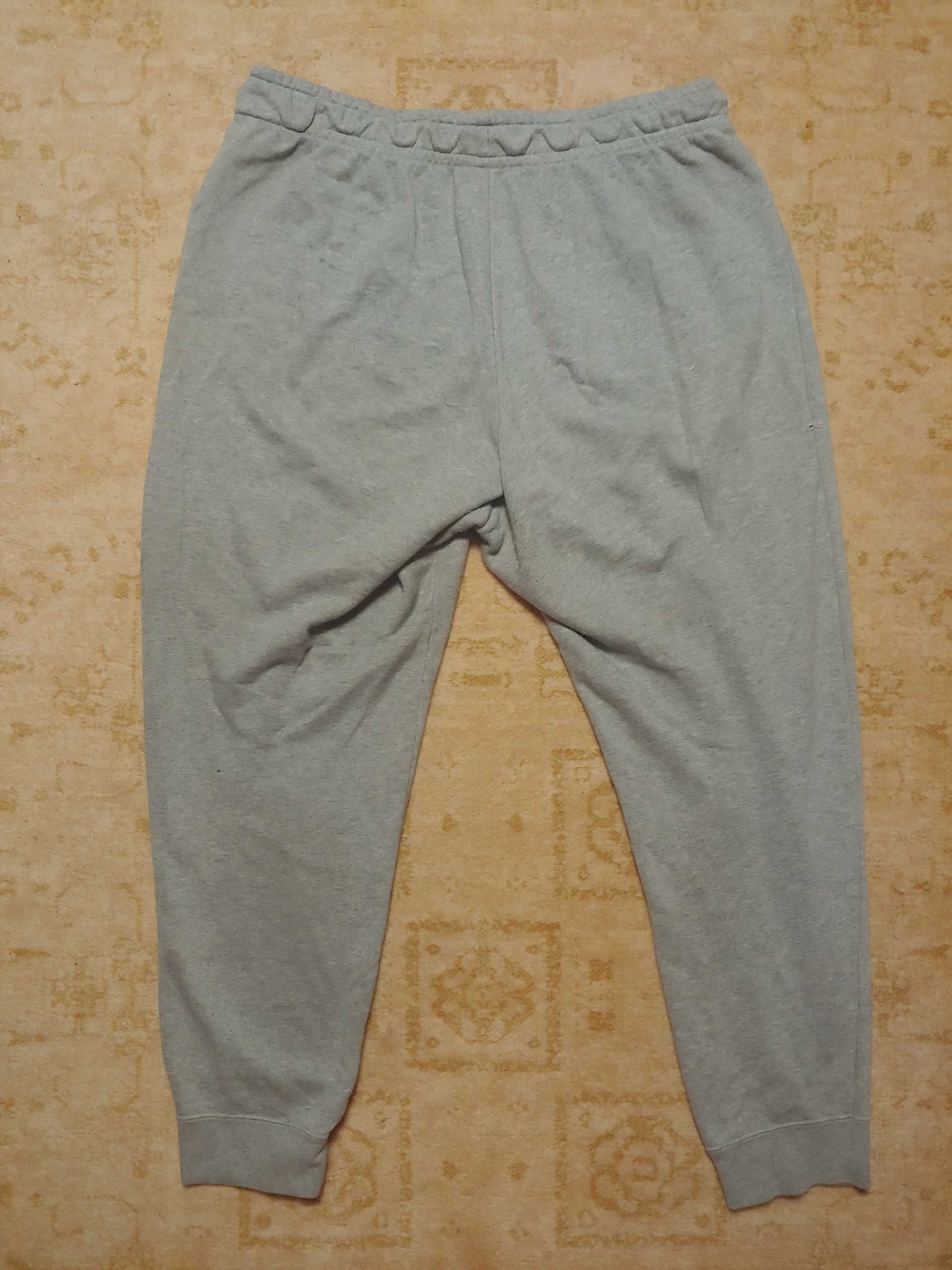 Damskie spodnie dresowe Nike Sportswear Essential L