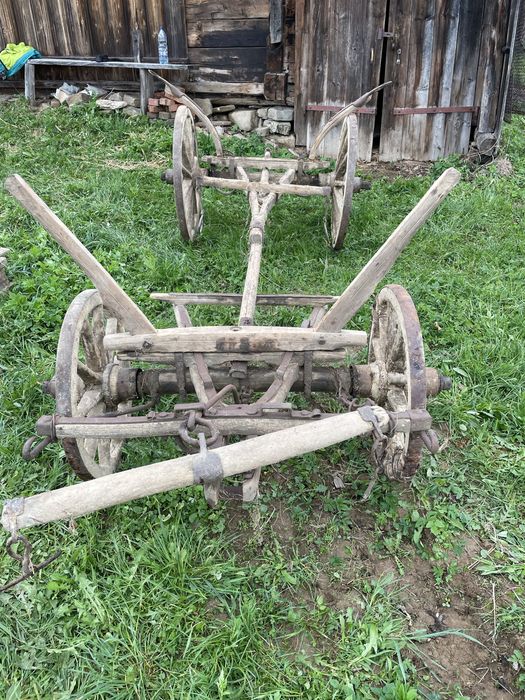 Продам віз деревяний старовинний