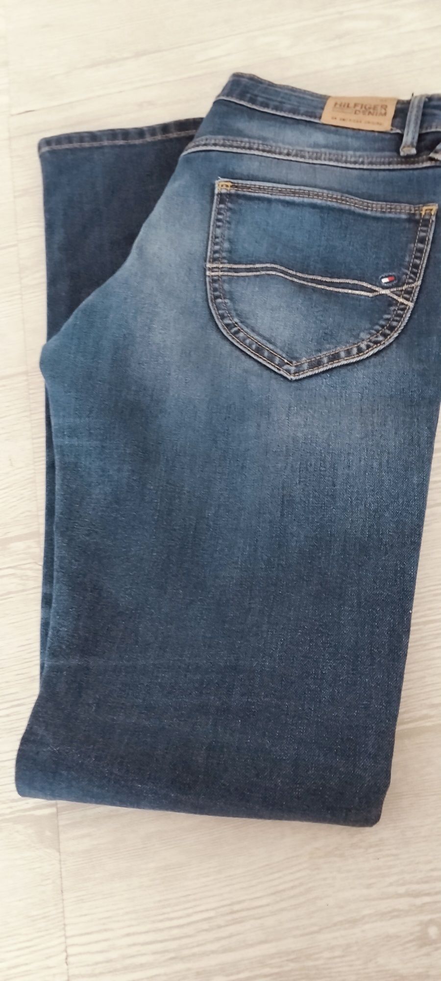 Spodnie jeansowe Tommy Hilfiger