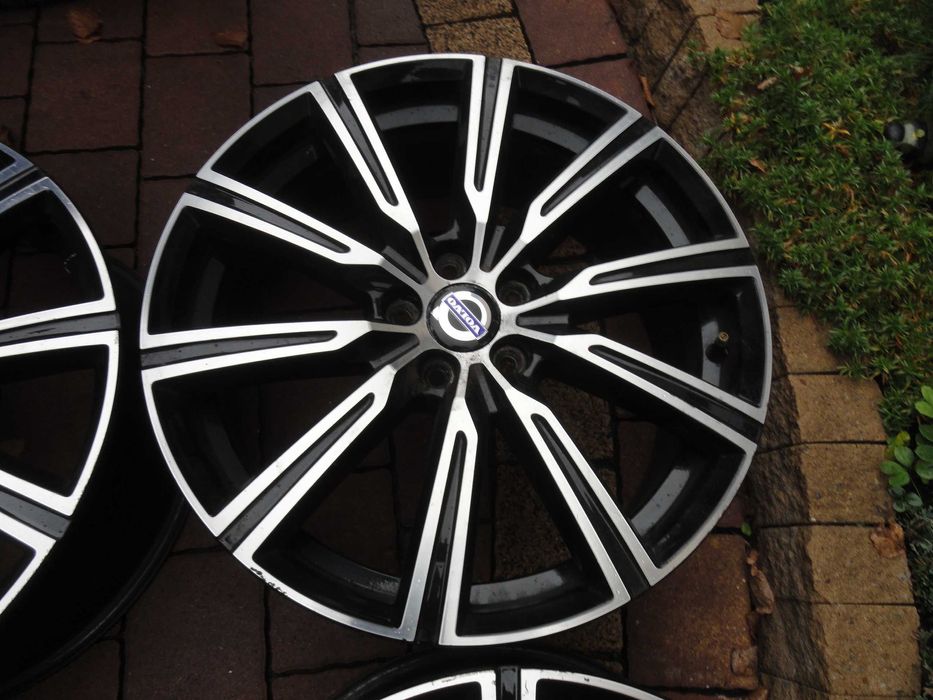 Felgi Aluminiowe 19 5x108 Volvo Orginal JAK NOWE