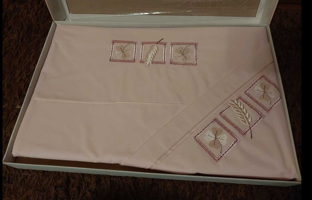 Komplet pościeli 160x200 cm + 2 poszewki 70x80 cm wzór 170 Faro