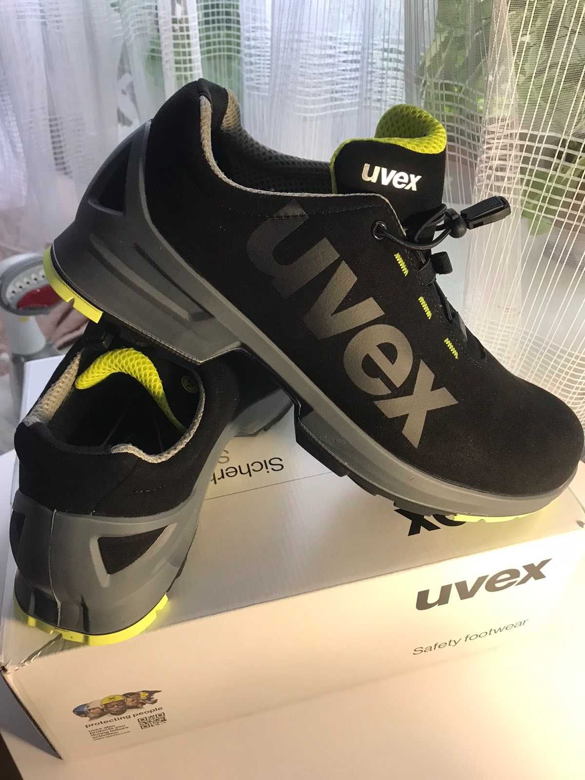Робоче взуття Робочі черевики Кросівки робочі з носком Uvex 1 S2