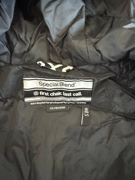 Чоловіча зимова сноуборд куртка Special Blend, розмір S