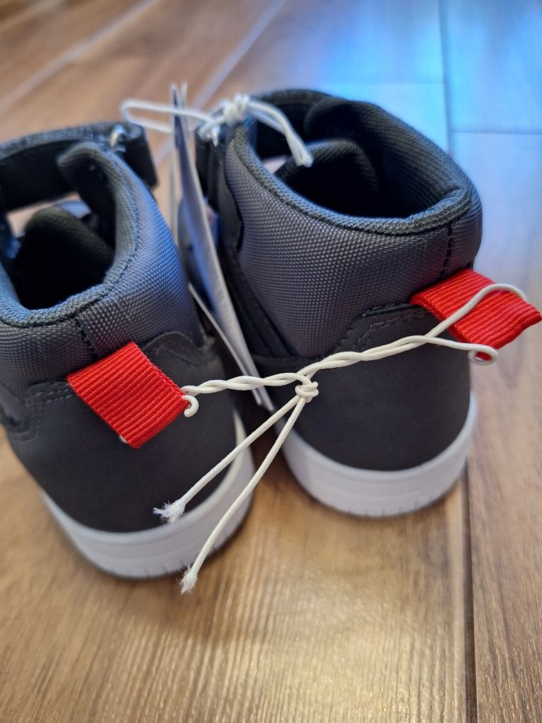 Buty sneakersy chłopięce rozm 28 za kostkę sinsay