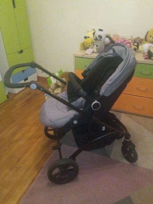 Vendo carrinho de passeio .