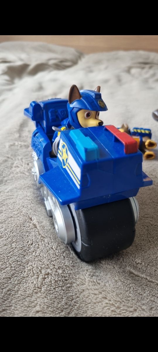 Zestaw Psi Patrol Chase motocykl, 2 pieski, bańki  mydlane