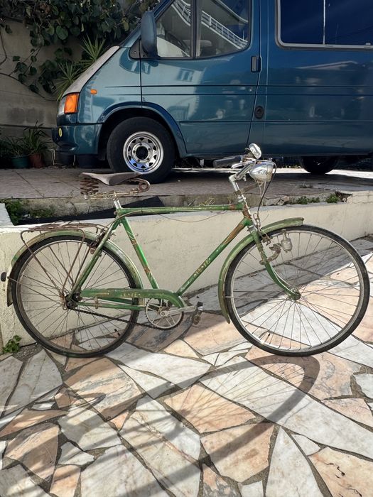 Bicicleta pasteleira yeye