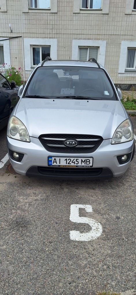 Kia Carens продам авто в дуже хорошему стані.