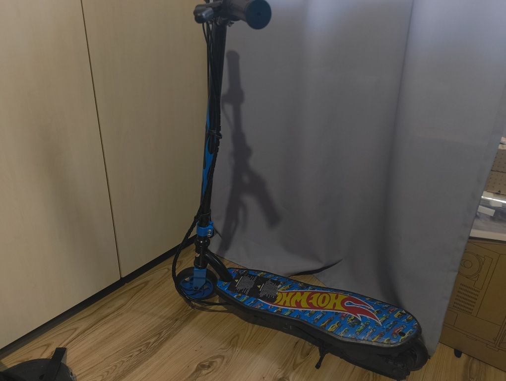 Hulajnoga HOT WHEELS HT-KS-5.5(tylko odbiór osobisty)