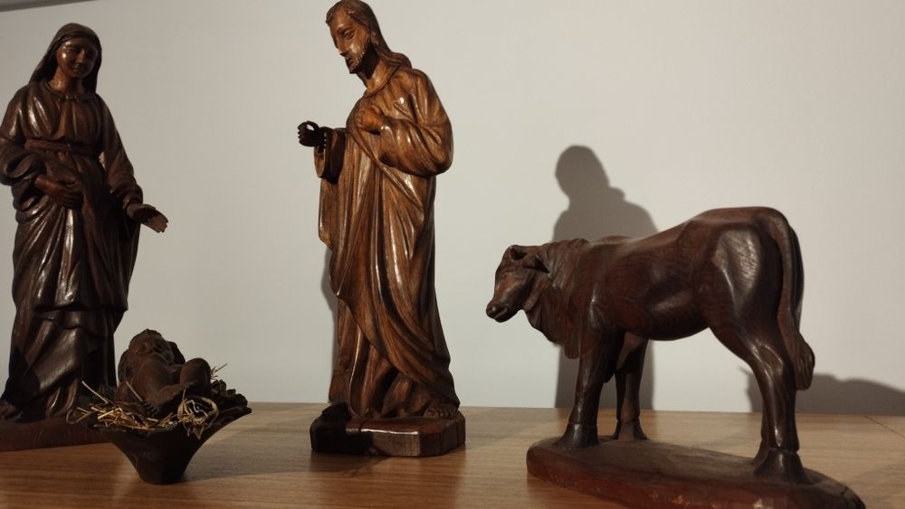 Presépio figuras madeira