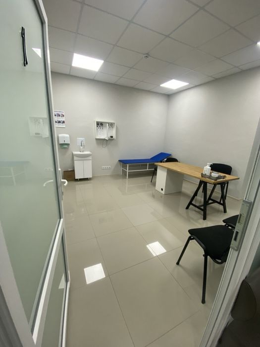 Приміщення під медичний центр, продаж або оренда