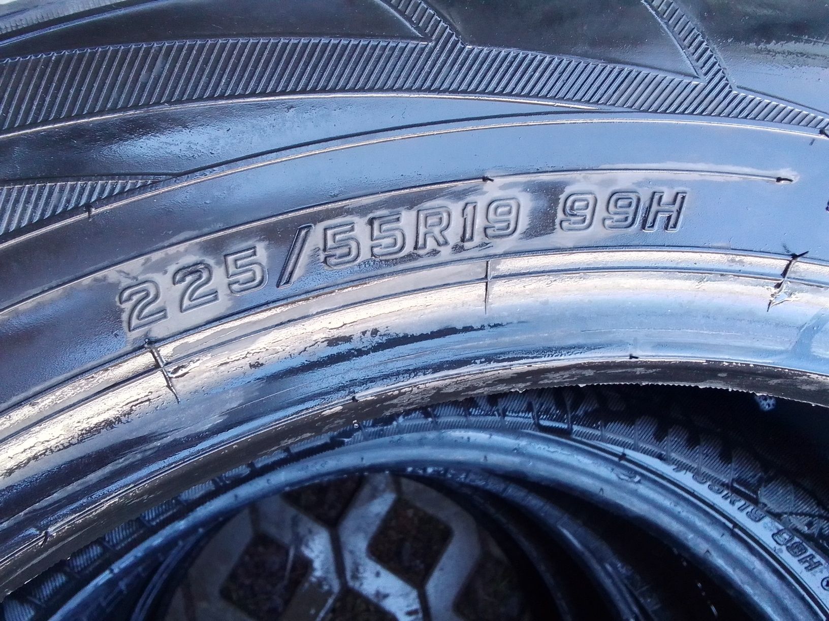 Cena za 4 Opony zimowe 225/55r19 FALKEN 5.5-7mm