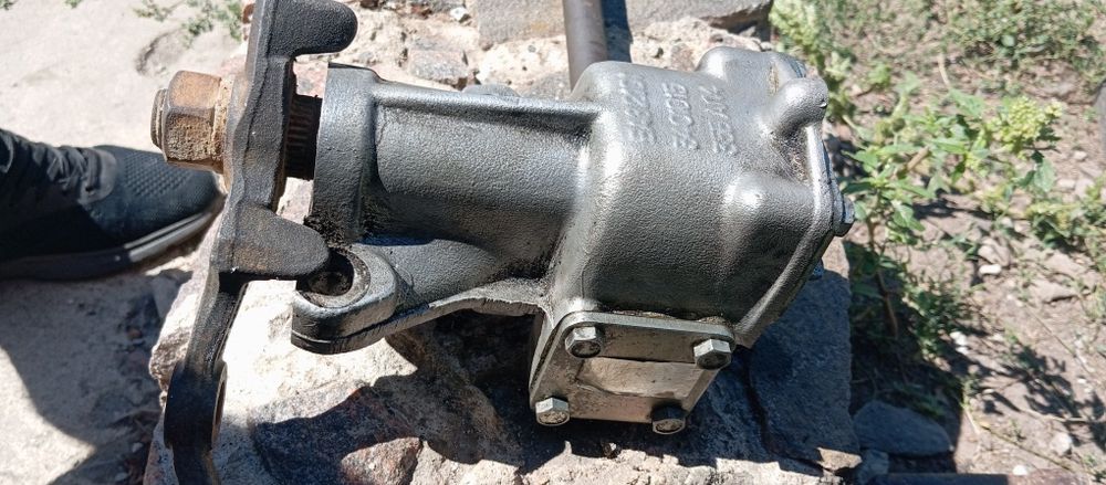 Рульовий механізм