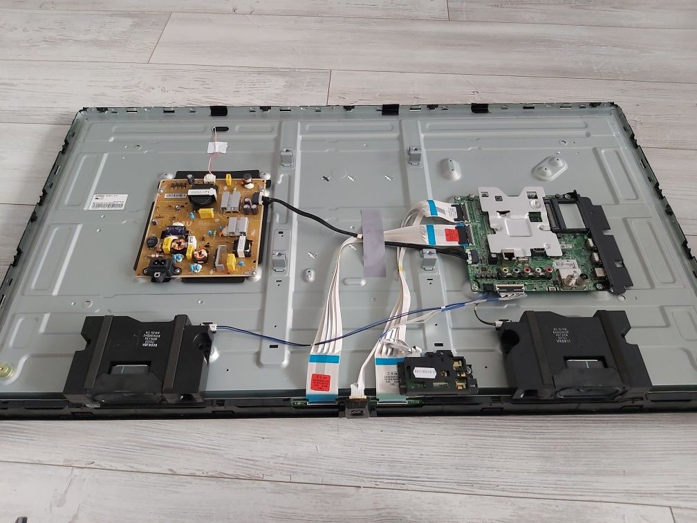 Sprzedam części do LG 43uk6200pla