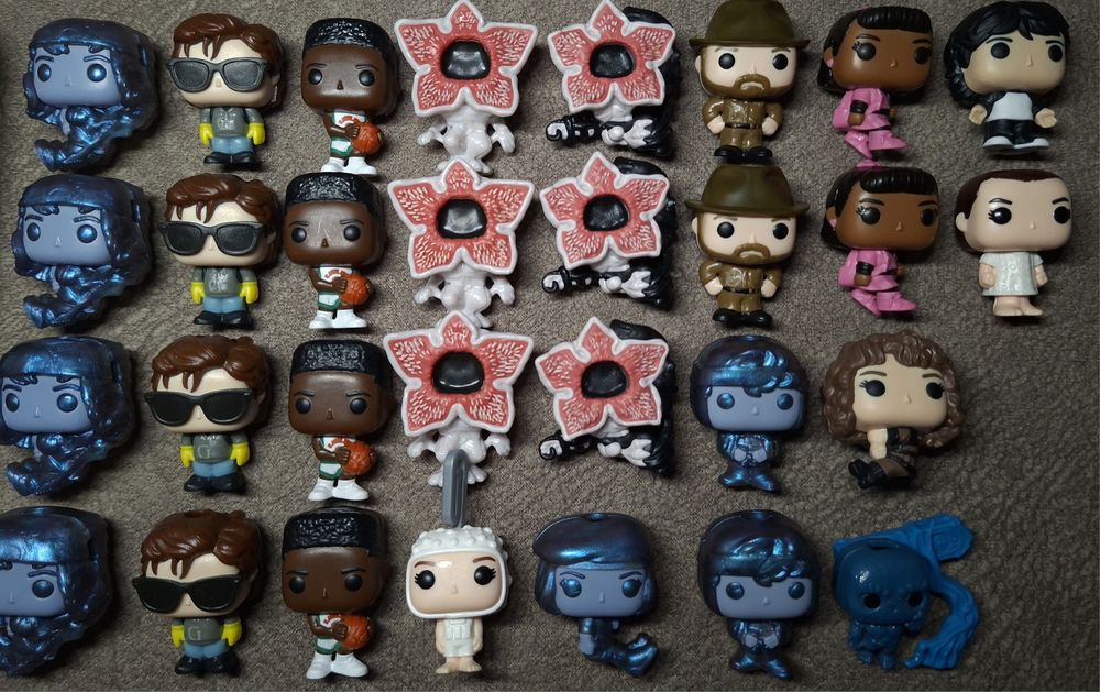 Kinder joy stranger things. Кіндер джой дивні дива.  Осд