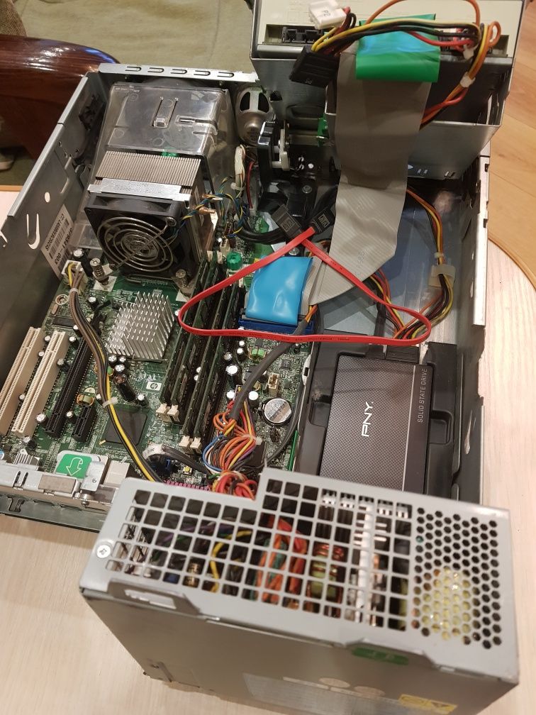 Продам НР Compaq, Ssd 240, Lg17