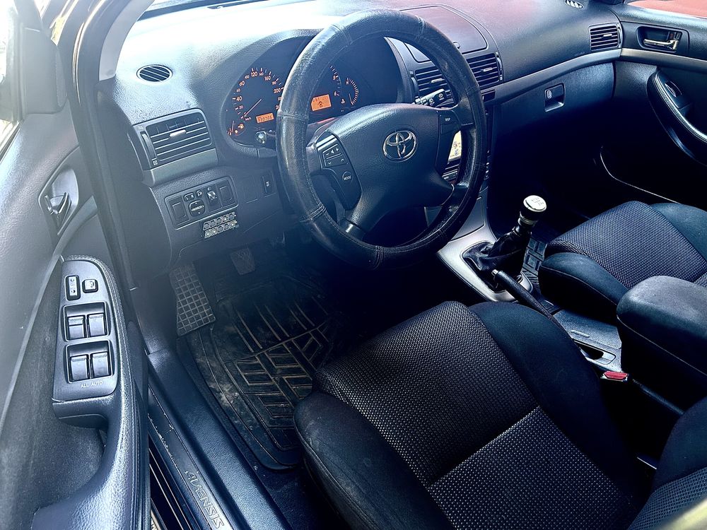 Toyota Avensis lifting 2007r. 2.0 D-4D navi klimatronik tempomat