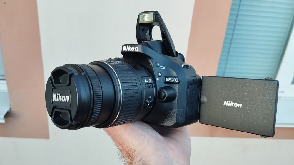 Nikon D5200 Сумка 900-Пробег Зеркалка зеркальный фотоаппарат как новый