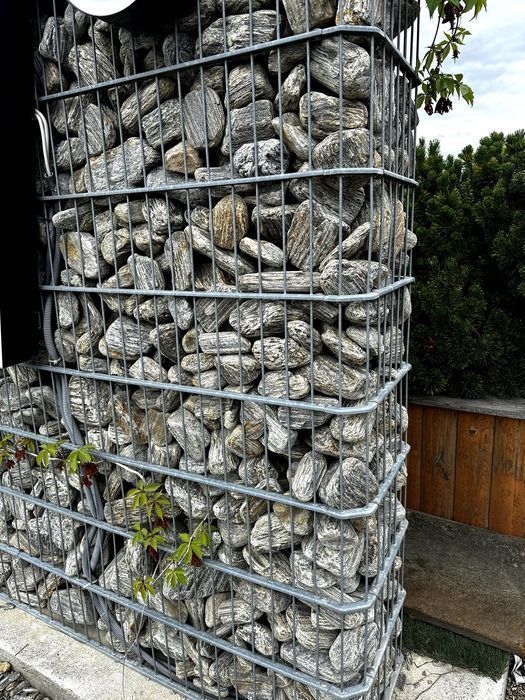 Kora kamienna, szpilki kamienne, kamień gabionowy, crystal white,głazy