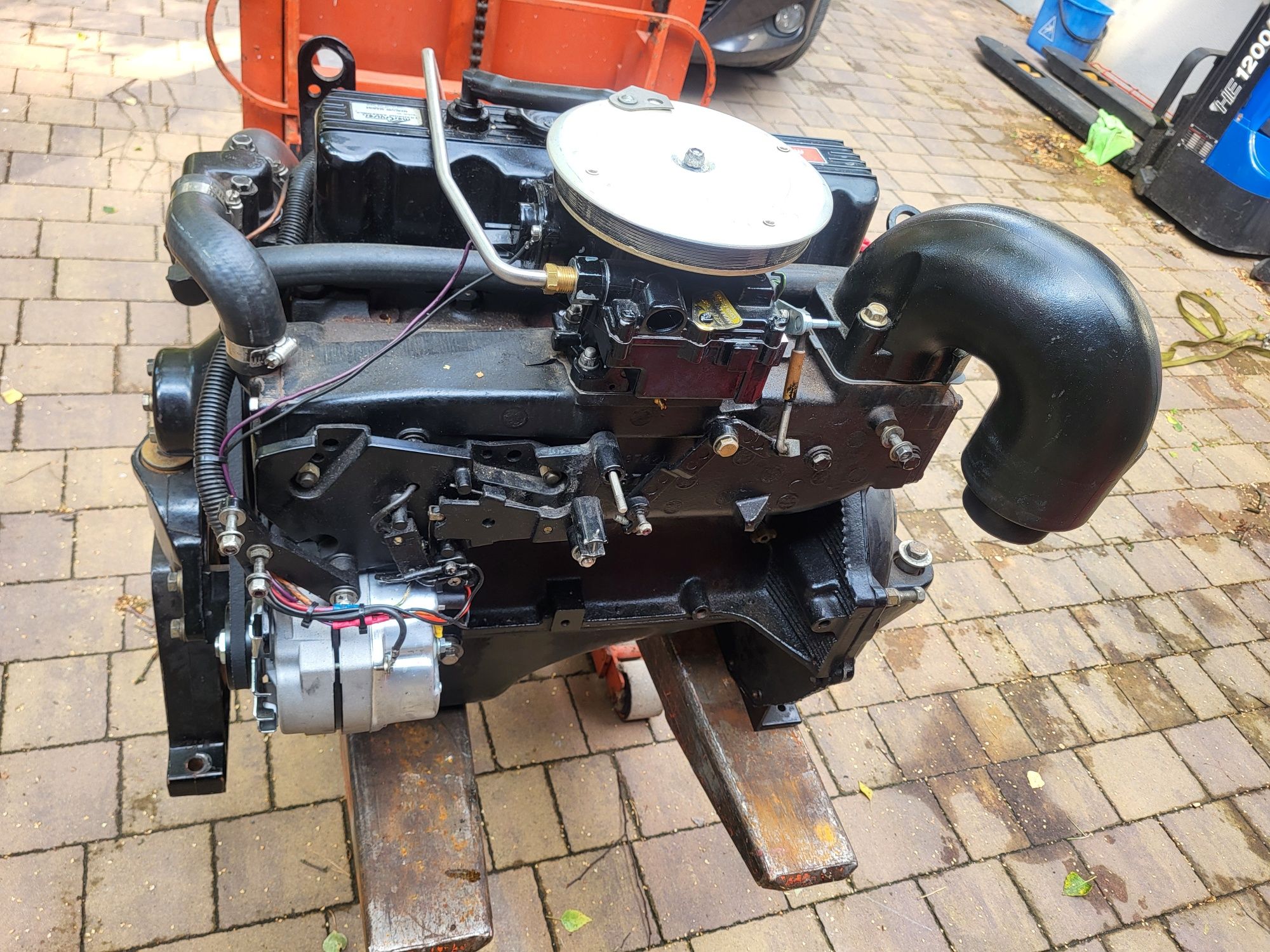 Silnik mercruiser 3.0 na części  gimbal zetka pompa