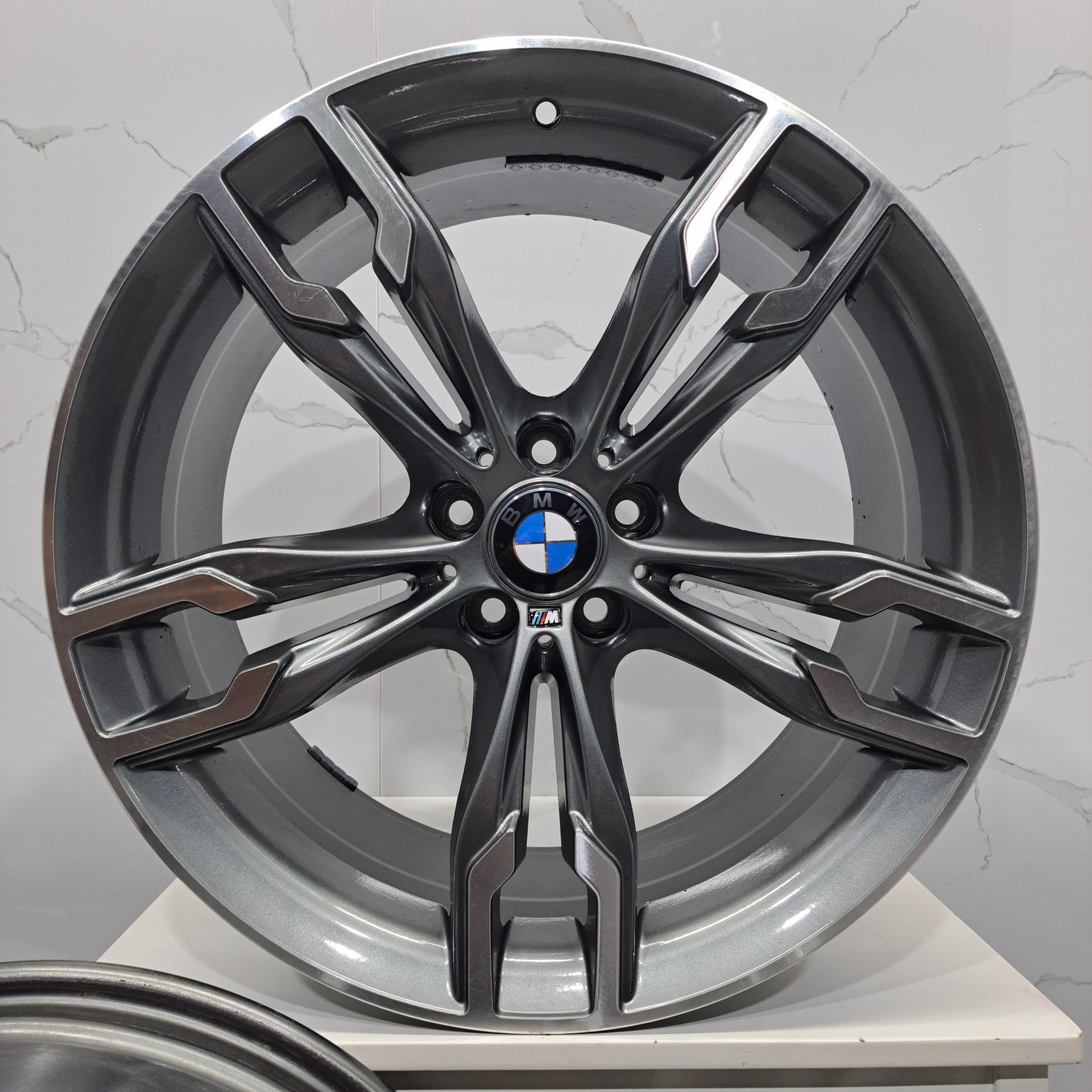 Jantes 20" LOOK BMW 668M M550d série 5 G30 G31 6 G32 7 G11 G12 5x112