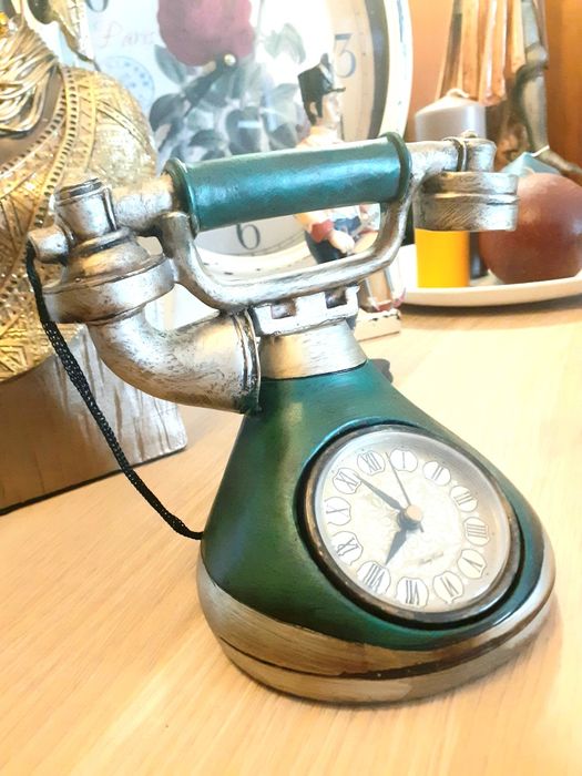 Relogio Antigo Coleção Decorativo Telefone Vintage