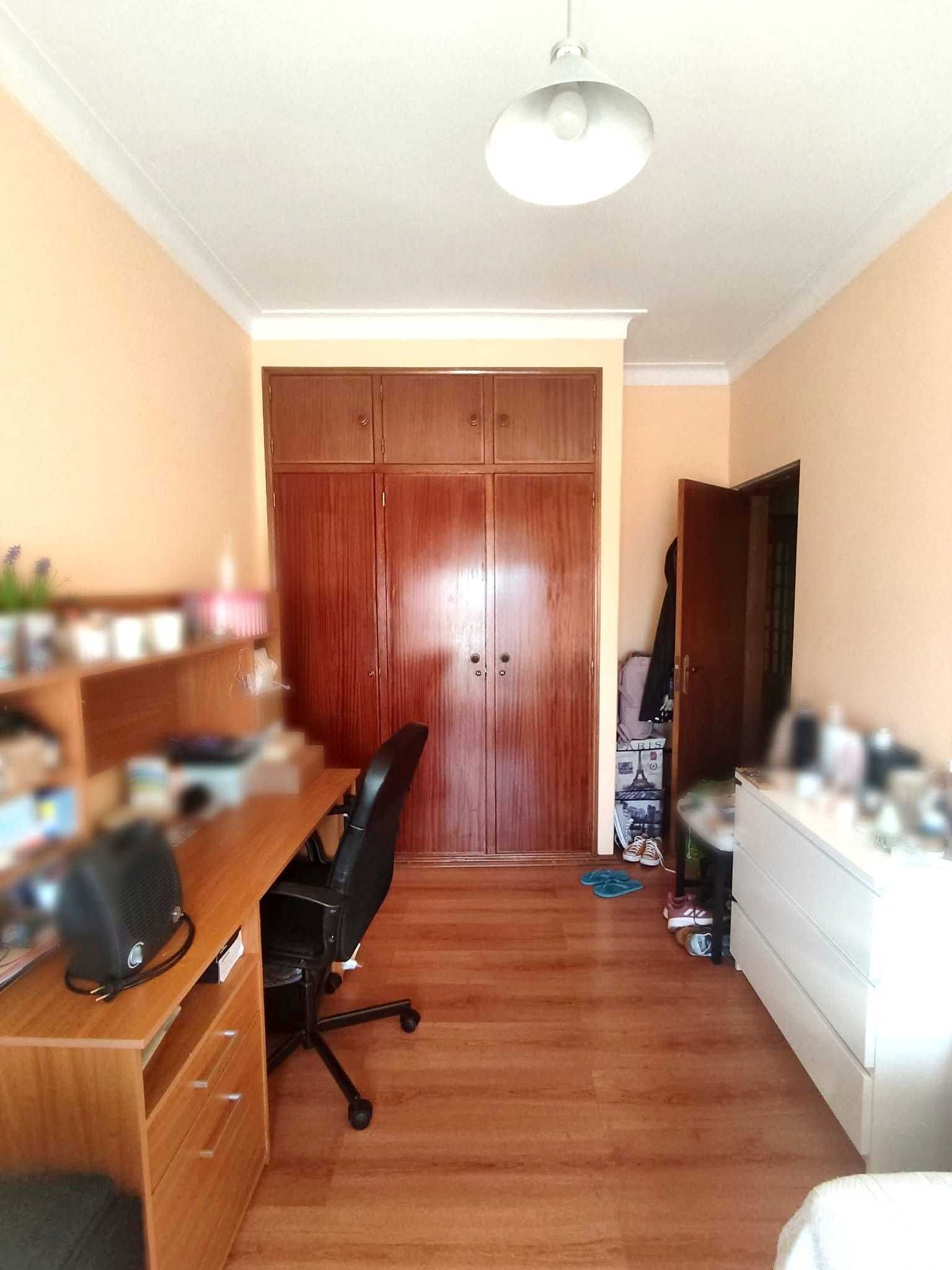 Quarto estudante rapariga - Lumiar - despesas incluídas