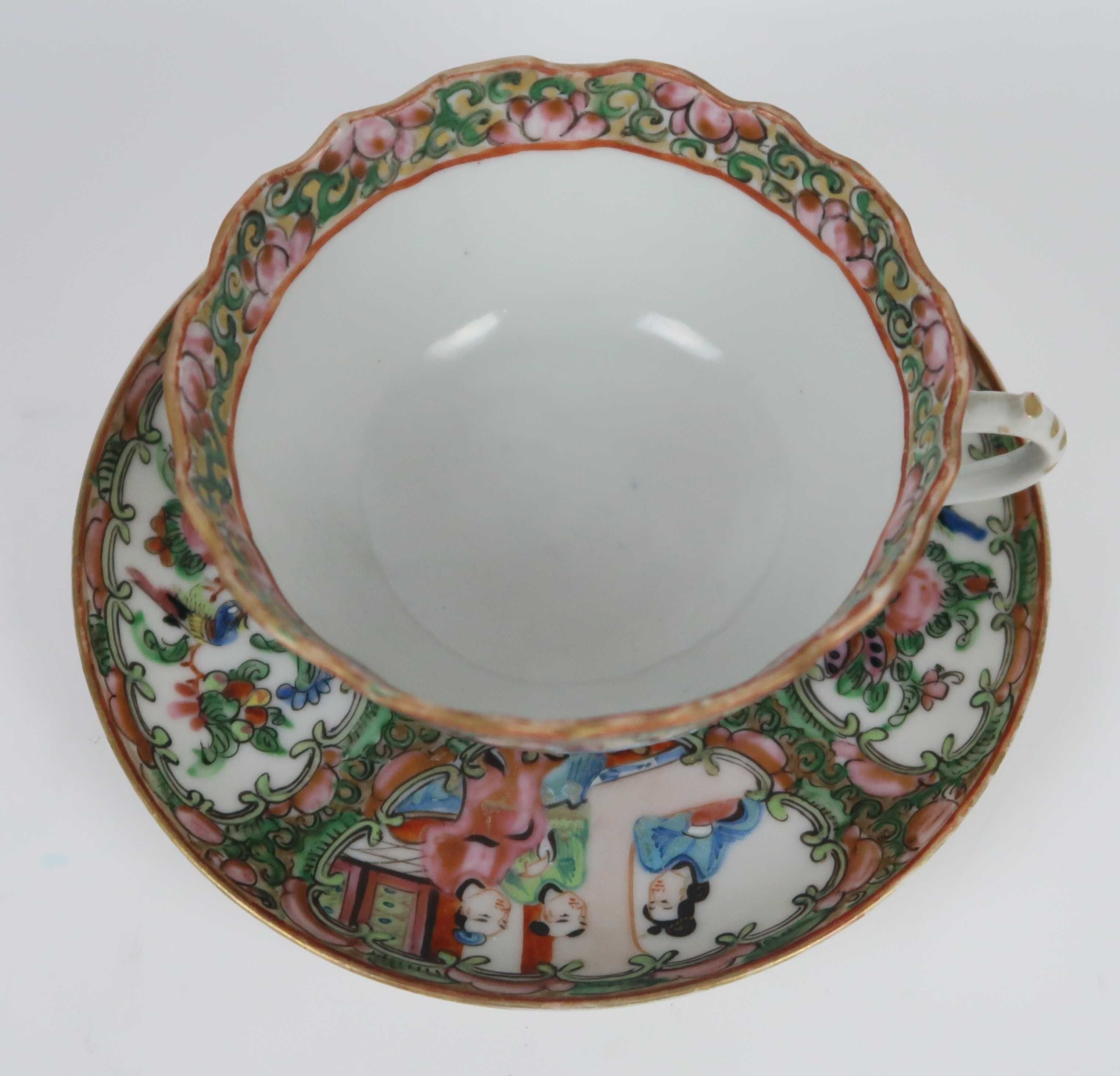 Chávenas com pires - Porcelana da China Séc. XIX