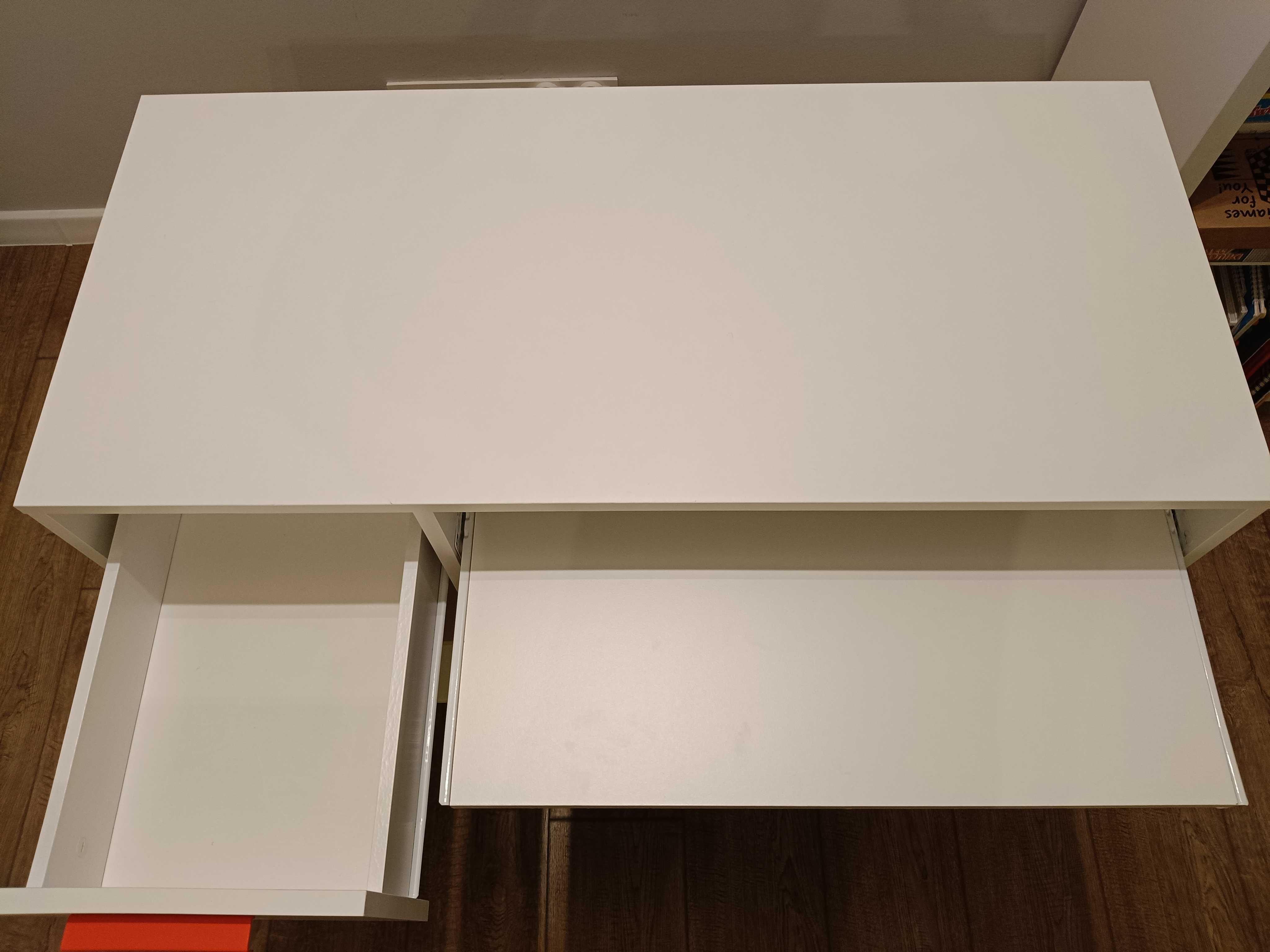 Biurko IKEA + krzesło obrotowe dla dzieci