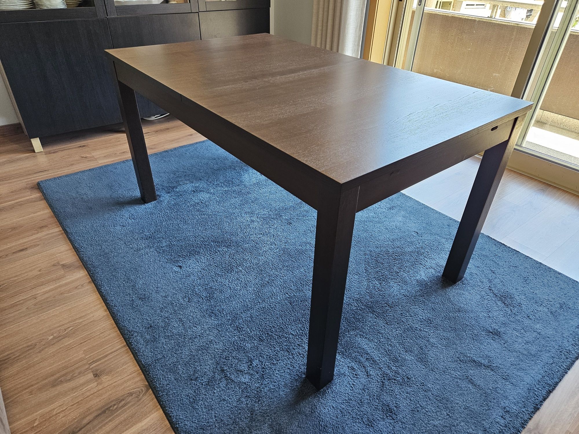 Mesa Extensível de Sala de Jantar