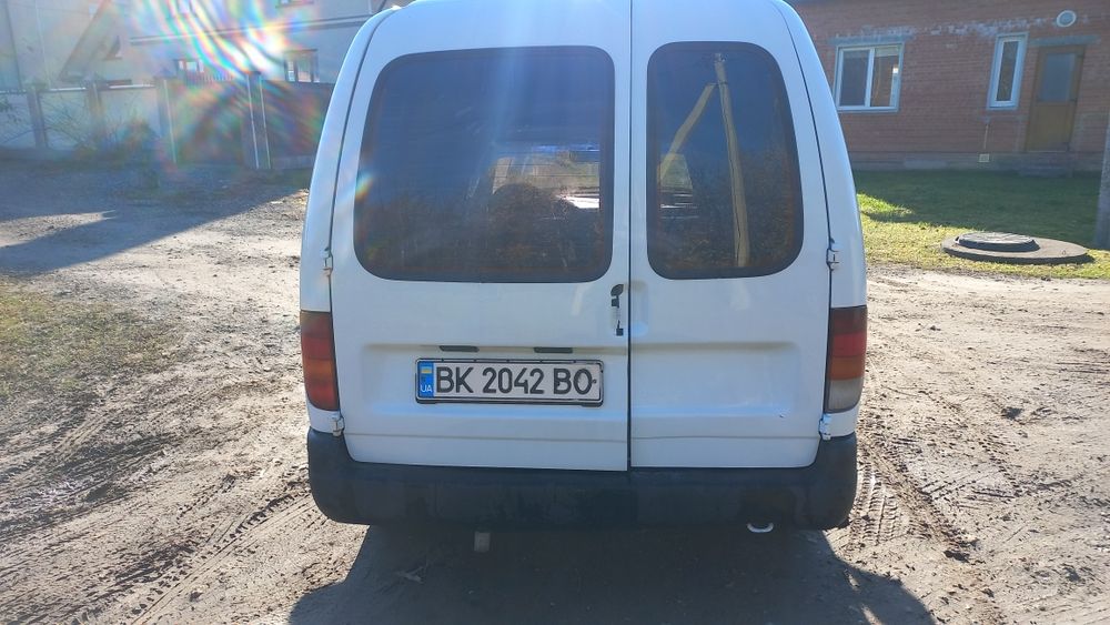 Seat inca 2000     .