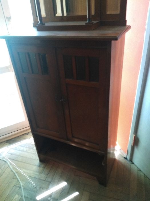 Przepiękny przedwojenny sekretarzyk - bieliźniarka w dobrym stanie