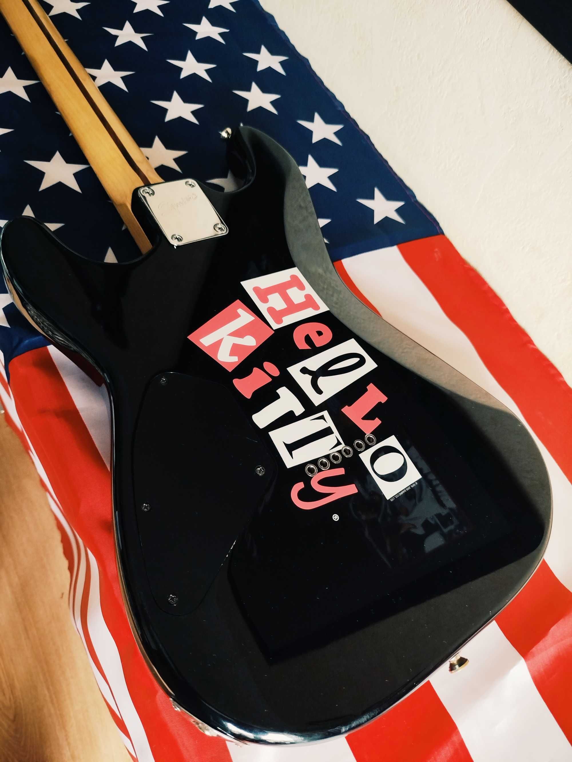 Squier Stratocaster "Hello Kitty" 2006 Tele Strat