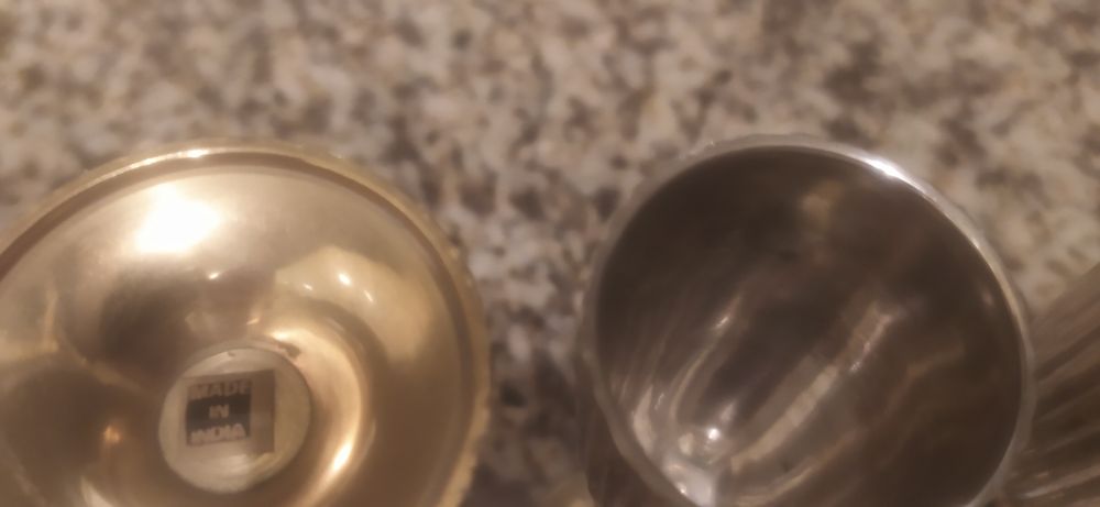 Cálices antigos origem da Índia