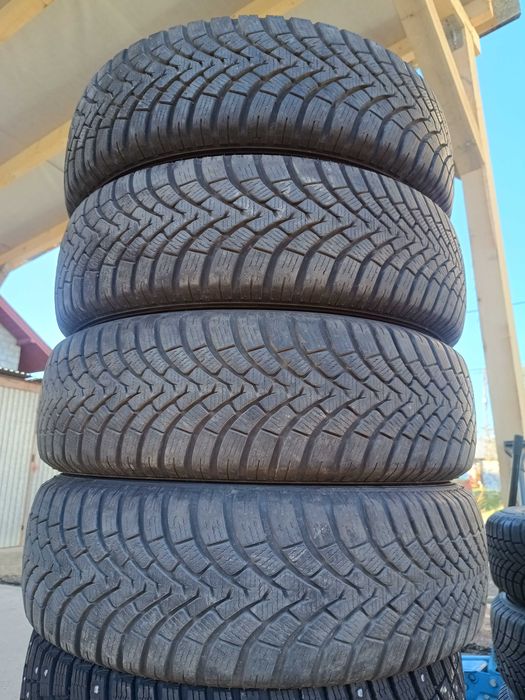 Opony zimowe Falken 215/70R16