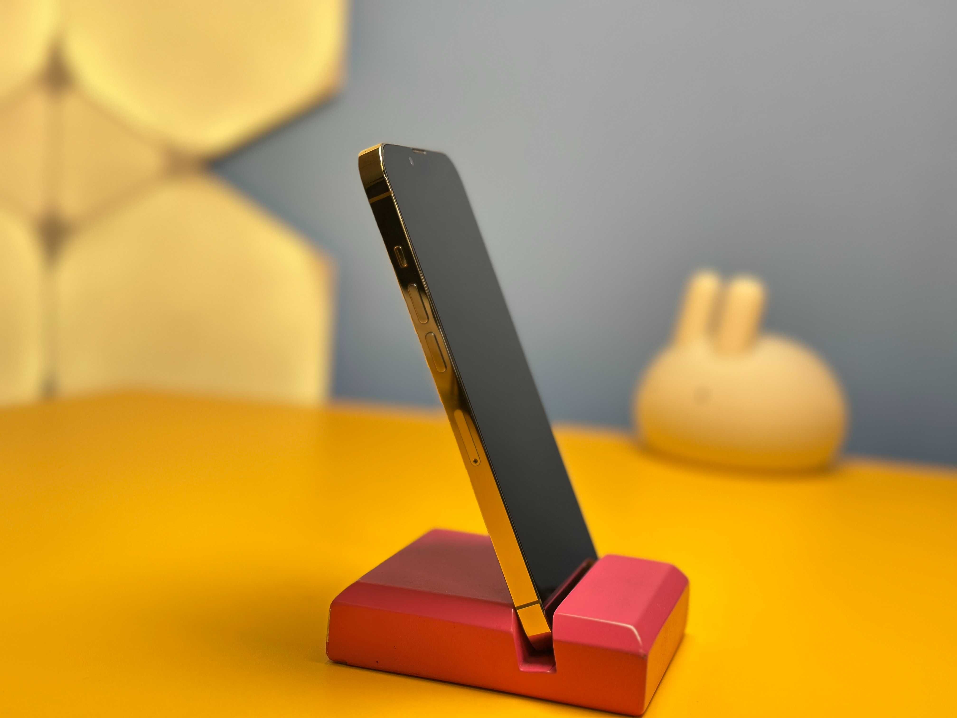Смартфон Apple iPhone 13 Pro 128GB Gold (137553) Б/У З ГАРАНТІЄЮ