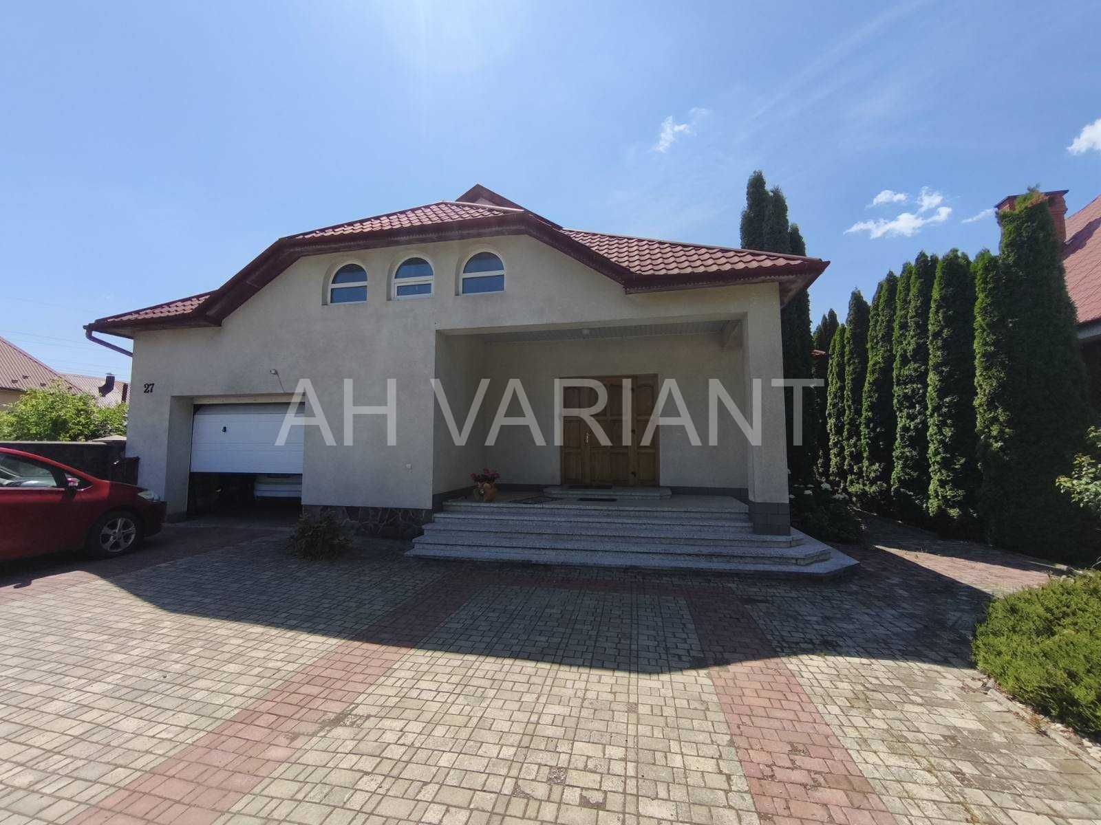 Продається будинок, вул. Коритнянська
Код: 29689