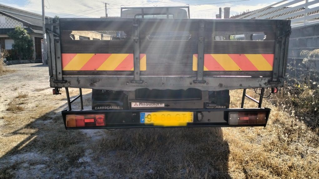 Mitsubishi Canter FE444
